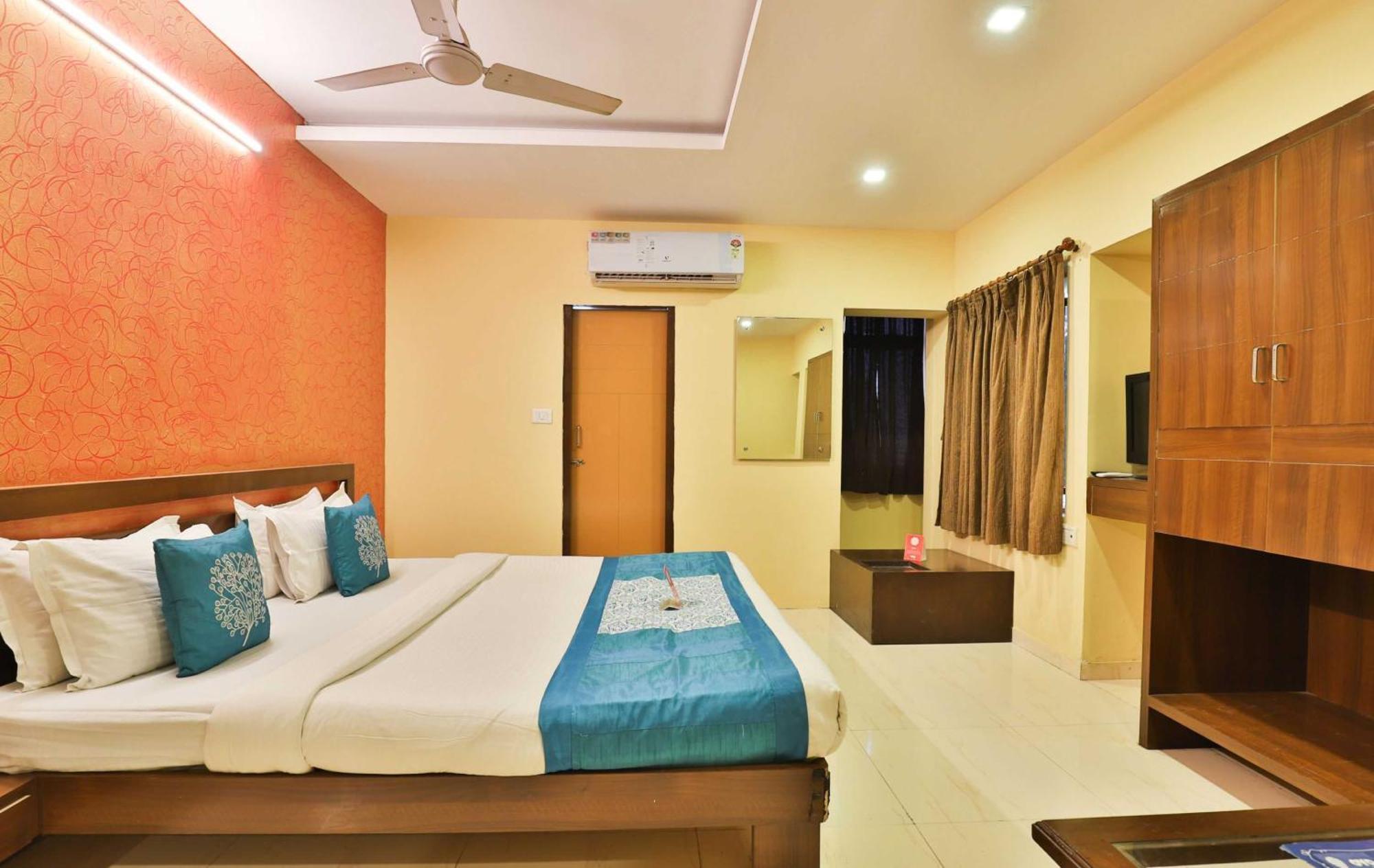 Hotel O Sunrise Gorwa Bagian luar foto