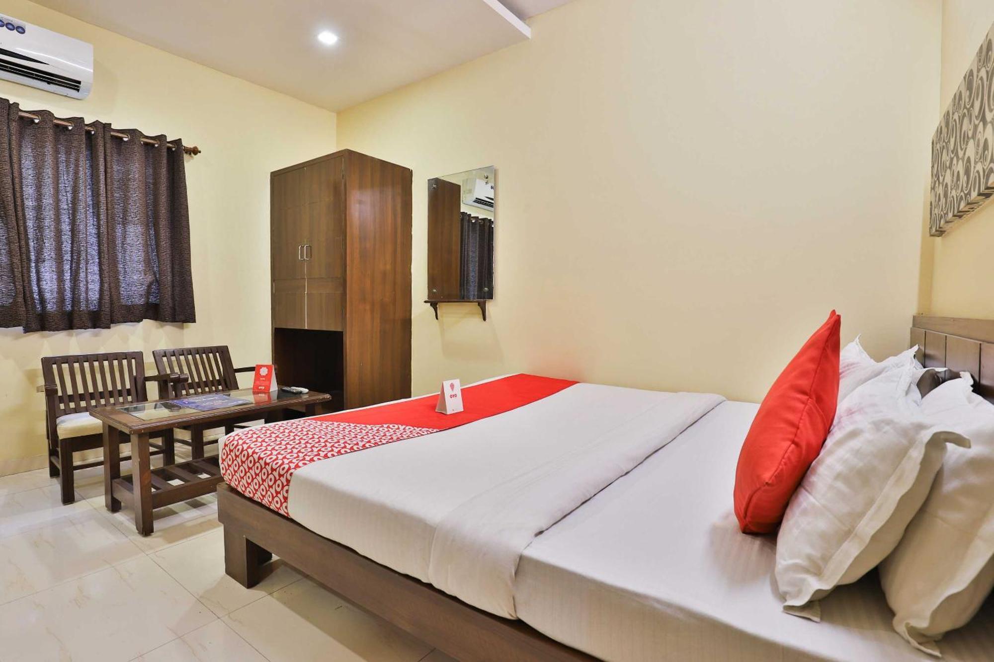 Hotel O Sunrise Gorwa Bagian luar foto