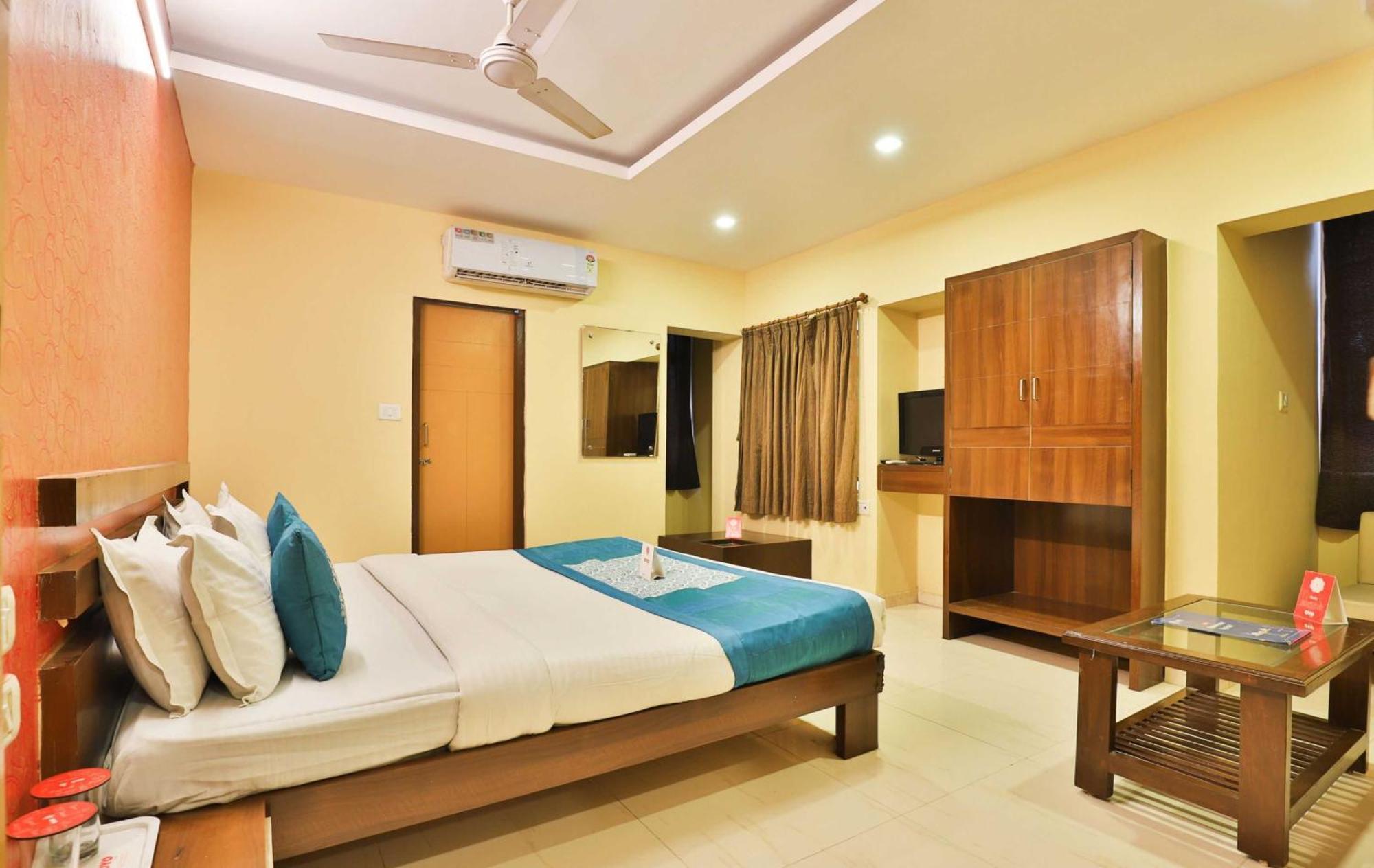 Hotel O Sunrise Gorwa Bagian luar foto