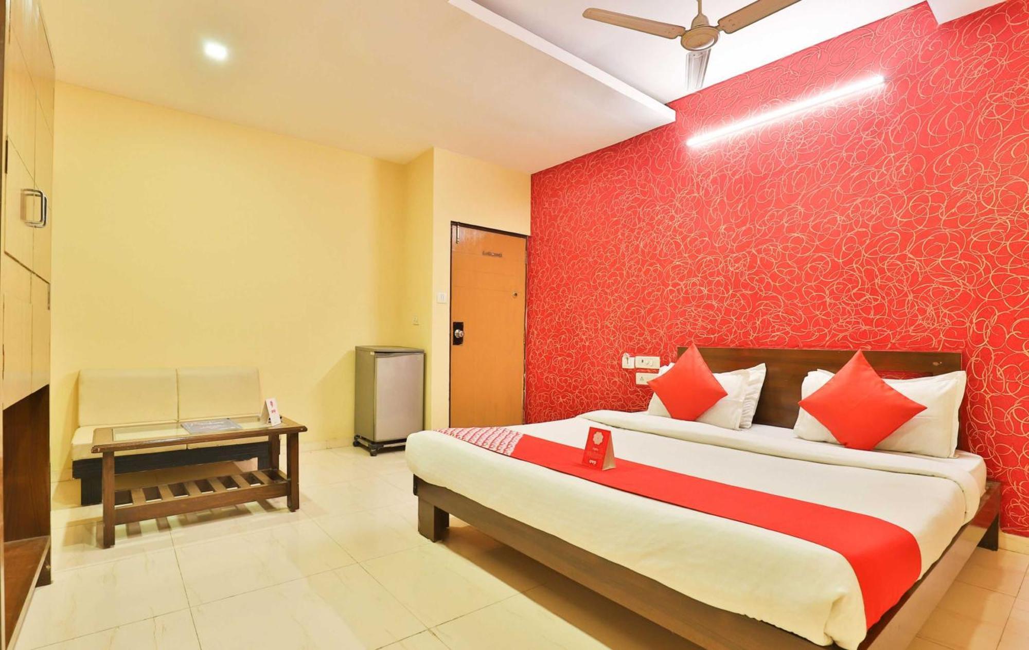 Hotel O Sunrise Gorwa Bagian luar foto