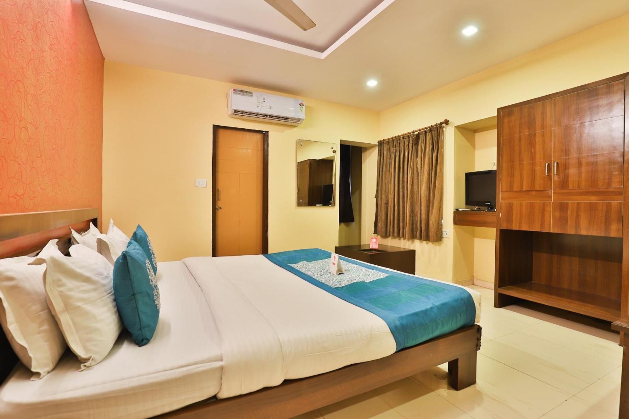 Hotel O Sunrise Gorwa Bagian luar foto