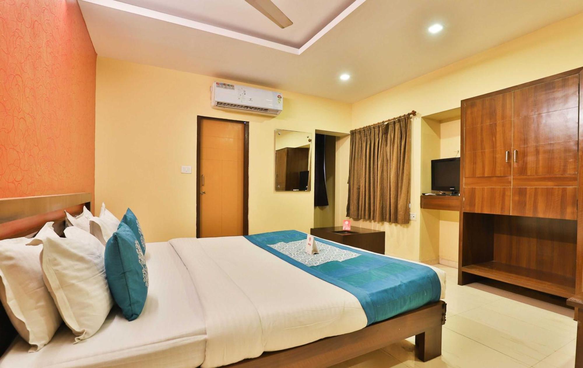 Hotel O Sunrise Gorwa Bagian luar foto